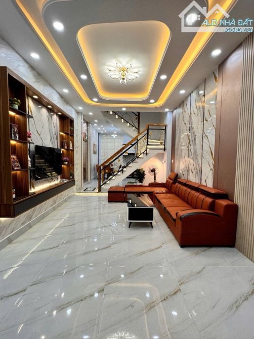 Gò Vấp,Bán nhà mới đẹp, 45m2, full nội thất, sát hẻm xe tải, vuông vức A4, giá chỉ 5.8 tỷ