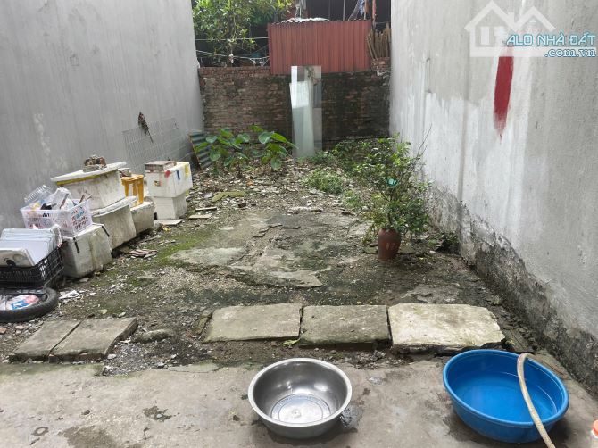 BÁN 31M2 ĐẤT ĐÔNG DƯ- GIA LÂM; GIÁ 3.15 TỶ, TRONG ĐÊ, GẦN TRỤC CHÍNH