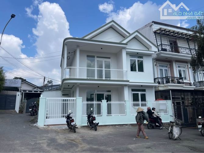 Chỉ với 8ty sỡ hữu nhà phố 130m2 đang cần bán gấp