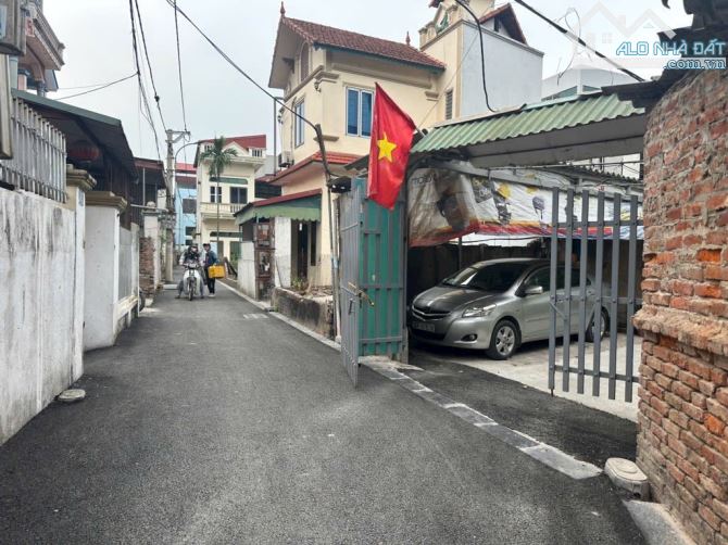 NGÕ OTO ĐỖ CỬA - ĐẤT VUÔNG VẮN - CÁCH NHÀ VĂN HOÁ KHU ĐẤU GIÁ 100M- CÔNG VIÊN KIM QUY