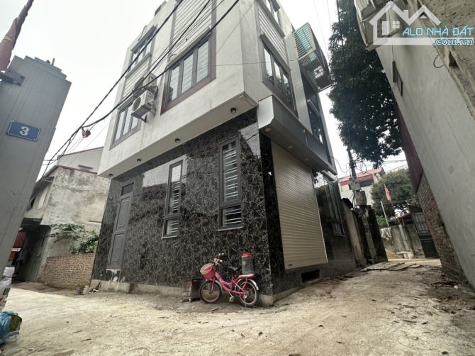 Nhà đẹp lô góc. nguyên khê đông anh, giá cực mềm, nhanh tay thì còn