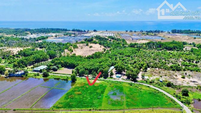Cách biển chỉ 2km có 1076m2 quy hoạch đất ở giá 3tỷ200