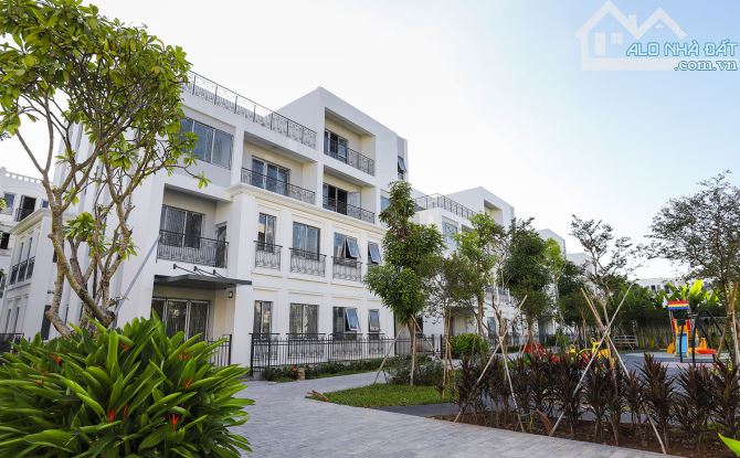Bán LK 75 m2 rẻ nhất mặt phố đi bộ KĐT The Manor Central Park giá 27 tỷ