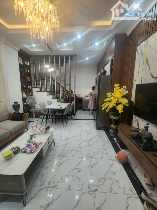 NGÔ QUYỀN HÀ ĐÔNG - PHÂN LÔ QUÂN ĐỘI - NHÀ MỚI FULL NỘI THẤT ĐẸP - Ô TÔ ĐỖ NGÕ
