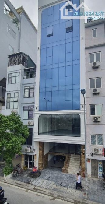 BÁN TOÀ VĂN PHÒNG MẶT PHỐ TÔ VĨNH DIỆN - 8 TẦNG THÔNG SÀN - VỈA HÈ 6M - KINH DOANH SẦM UẤT