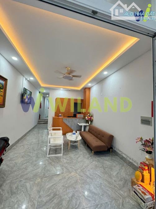 BÁN KS 16P MẶT TIỀN XÔ VIẾT NGHỆ TĨNH ( DT: 110M2) + 1TR4L + VỊ TRÍ KD ĐẸP + GIÁ 16 TỶ 5