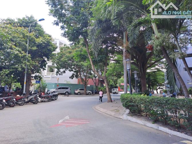 Bán căn hộ Ngọc Lan, Phú Thuận Quận 7, 90.7m², 2PN 2WC, full nội thất, giá 4.2 tỷ