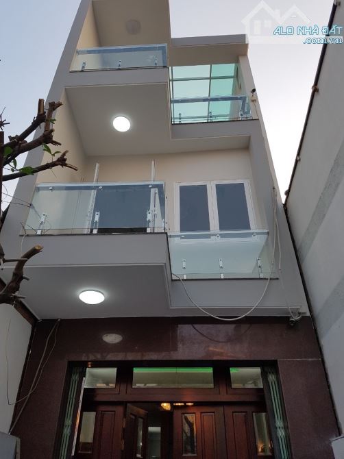 100m2 MẶT TIỀN TRẦN BÁ GIAO - KINH DOANH  VP KẾT HỢP Ở - GIÁP BÌNH THẠNH - GIÁ CHÀO 11.5ty