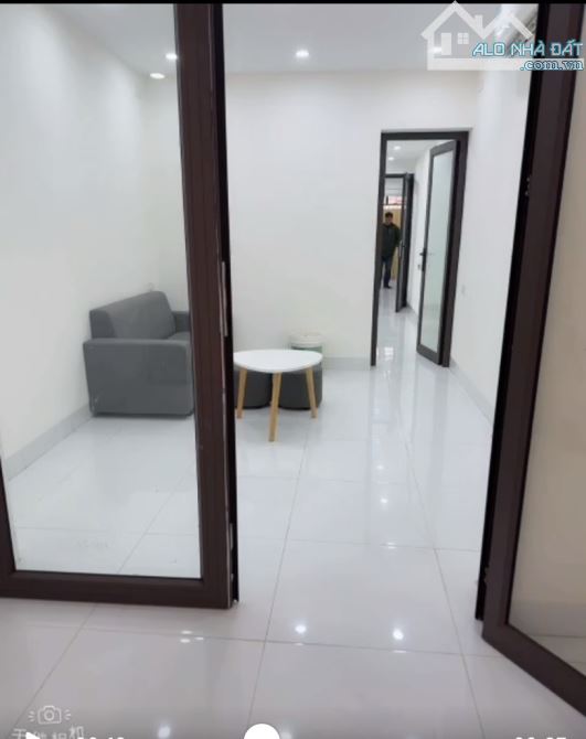 Siêu hiếm - Nhà Tầng 1 hai mặt ngõ 2,5 tir - Ô tô gần Tại Sài Đồng Long Biên