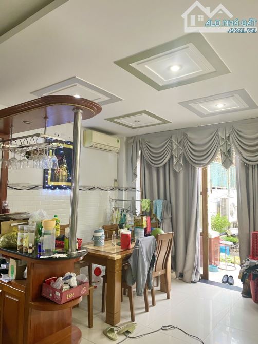 nhà khủng giá bèo tin được không, tin được không.