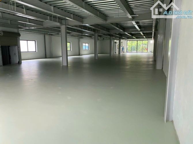 Cho thuê Nhà Xưởng 1000m vuông nhà xưởng zami đường rộng xe container tránh mới