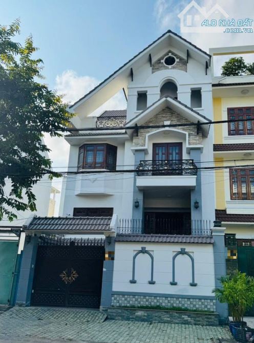 Bán biệt thự KDC Đồng Diều Phường 4 Quận 8. Thửa đất vuông vức 8m x 20m, gần Cầu Nguyễn Tr