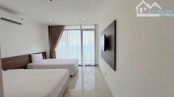 Bán Khách sạn mặt tiền đường Trần Phú Tp Nha Trang  Tổng 40phòng