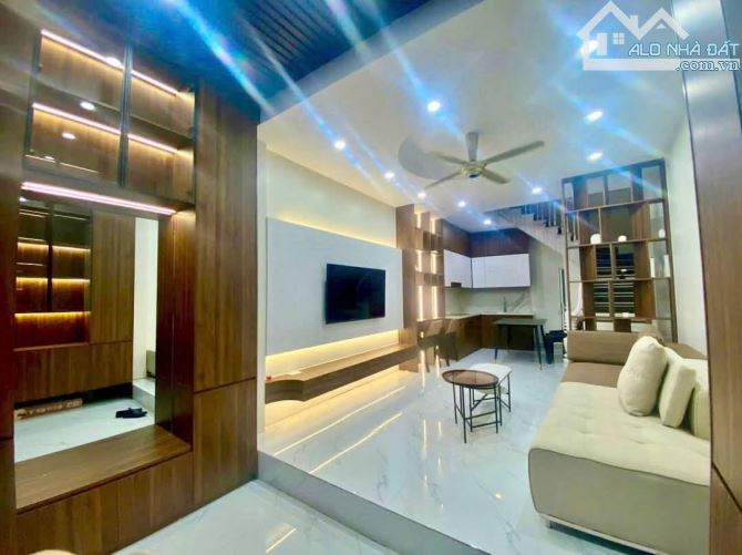 BÁN NHÀ NGÕ 66 HỒ TÙNG MẬU DT38M2*6TẦNG LÔ GÓC GẦN PHỐ NHÀ ĐẸP. CHỈ 7.9 TỶ