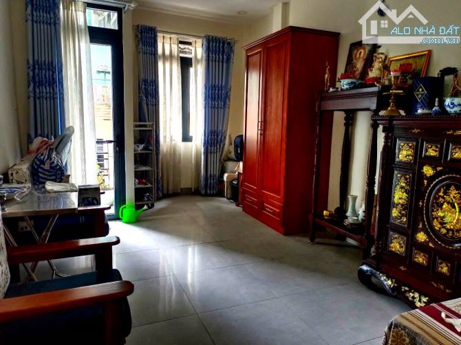 BÁN NHÀ HXH NGUYỄN ĐÌNH CHIỂU, Q.3, 1 TRỆT, 2 LẦU, 3PN - 9,5 Tỉ