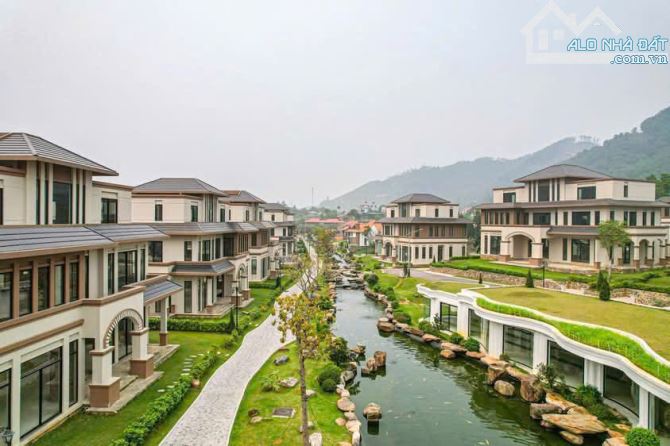 Bán biệt thự đơn lập gần Xanh Villas Thạch Thất 400m2 giá chỉ hơn 20 tỷ