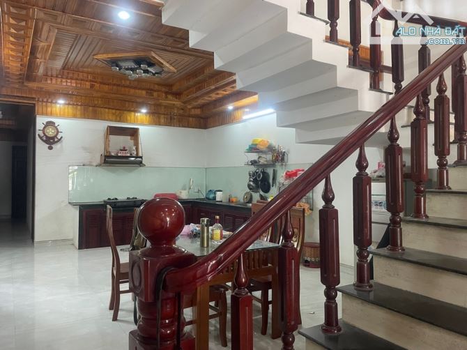 1️⃣ SIÊU PHẨM 3 TẦNG - MẶT TIỀN NGÔ XUÂN THU - FULL NỘI THẤT GỖ - GIÁ CHỈ 4.2 TỶ  ✨ Nhà