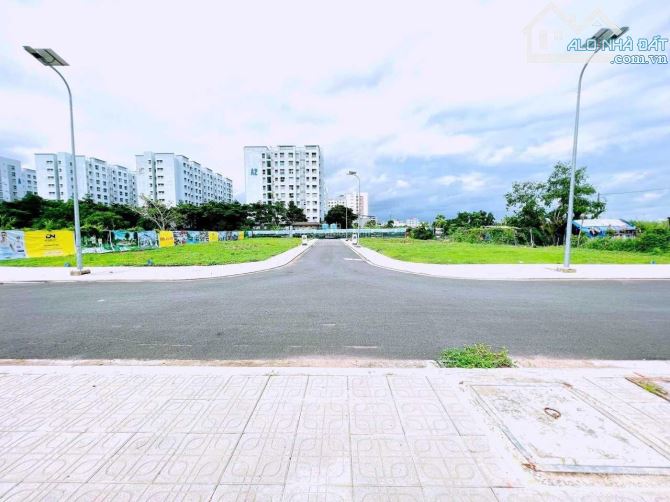 Bán đất nền đường Tên Lửa tại Bình Tân, DT đa dạng từ 80m2, giá 2tỷ550tr/ nền,SHR từng nền