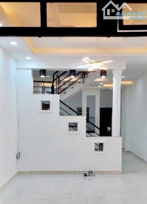 Bán nhà Bình Tân - Bùi Tư Toàn 64m2 2 tầng nhỉnh 4 tỷ hẻm xe hơi đổ cửa