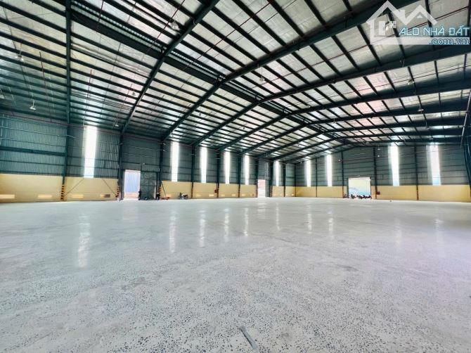 cho thuê xưởng 1200m2 Trong KCN Sống Thần