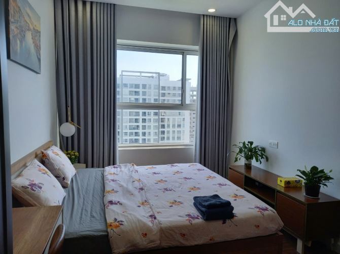 Cho thuê căn hộ 2 phòng ngủ Sunrise Riverside đầy đủ nội thất, giá 15 triệu tốt nhấ