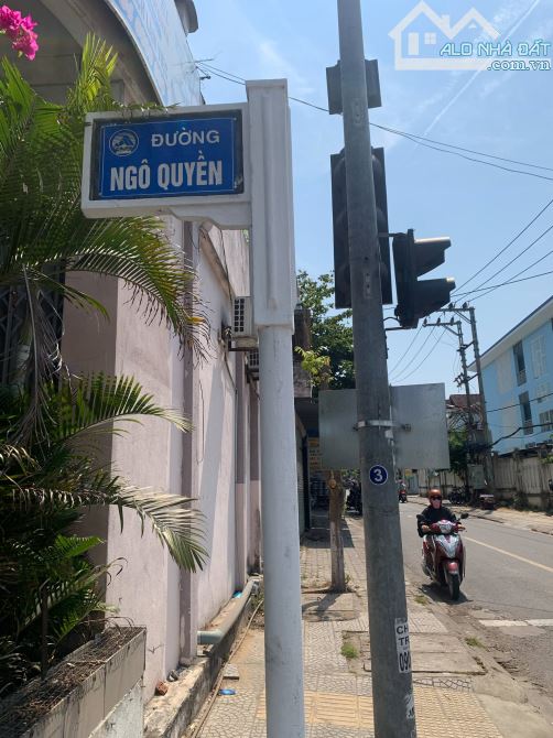 cần bán lô đất  450m2 mặt tiền _đường Ngô Quyền .. cạnh cầu Rồng ._ Sơn Trà . Đà Nẵng .