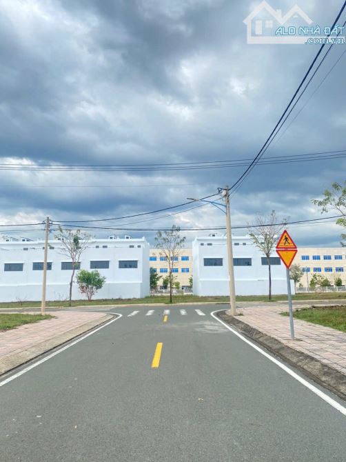 Bán lô đất mặt tiền đường 12m nhựa thành phố đồng xoài giá 1,2 tỷ