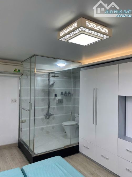 Bán Nhà Đông Hưng Thuận 17, 3 Tầng, Siêu đẹp, full nội thất, Đường 4 m xe hơi ngủ trong nh