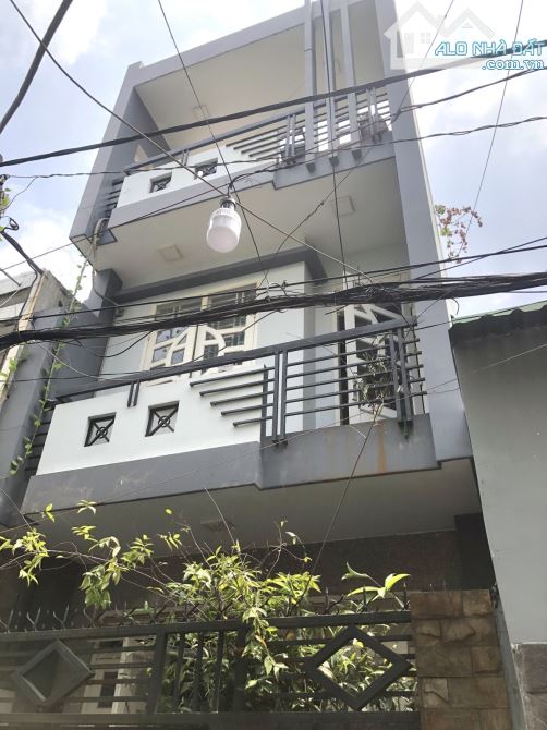 NHÀ ĐẸP 65M² VUÔNG VỨC, CẠNH CƯ XÁ BẮC HẢI, 3 TẦNG KIÊN CỐ, GIÁ 8.6T