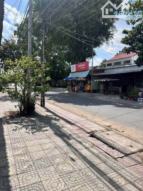 Bán Nhà Mặt Tiền Đường Nguyễn Du Phường 8, gần KDL Ao Bà Ôm