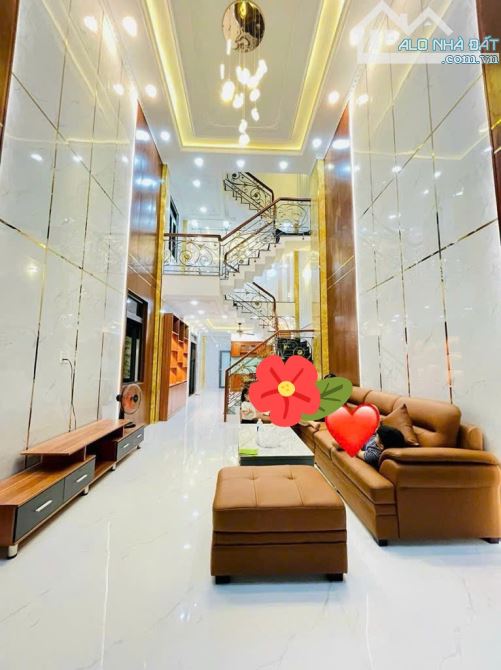 THÔNG SỐ HIẾM-NHÀ RỘNG ĐẸP ĐƯỜNG TO GIÁ RẼ-BÁN NHÀ 4.5×22-4TẦNG-HẺM 8M TÔ HIỆU TÂN PHÚ