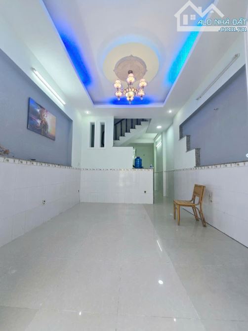 GẤP BÁN NHÀ QUẬN 9 MỚI ĐẸP 2TẦNG DT 60M NGAY CẦU ÔNG NHIÊU,HẺM XE HƠI,CHỈ 4.55TỶ TL