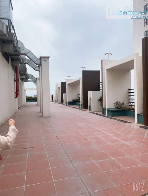 CHUYỂN NHƯỢNG TOÀ BUILDING NGUY NGA VIP NHẤT MẶT PHỐ NGUYỄN HOÀNG.
