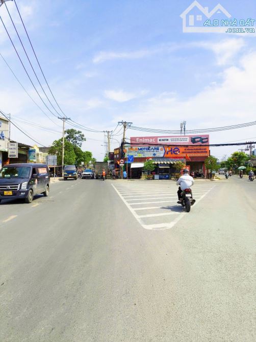 Q9, Bán nhà C4 mặt tiền đường, ngay ngã ba Tam Đa & Nguyễn Duy Trinh, DT 74m2, nhỉnh 4 tỷ