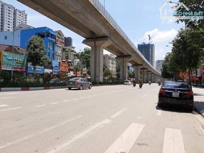 Bán nhà Phú Diễn 4 tầng ô tô tránh đỗ trước cửa lô góc 2 thoáng chỉ hơn 7 tỷ