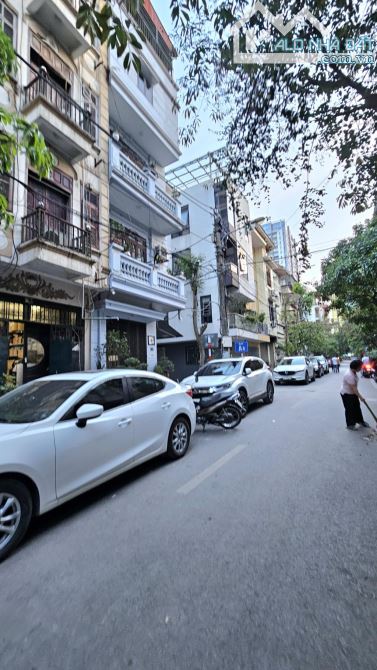 TRỤC CHÍNH ĐẦM TRẤU, HAI BÀ TRƯNG, PL VỈA HÈ Ô TÔ TRÁNH VÒNG QUANH, 54M2 x 5T GIÁ 25 TỶ
