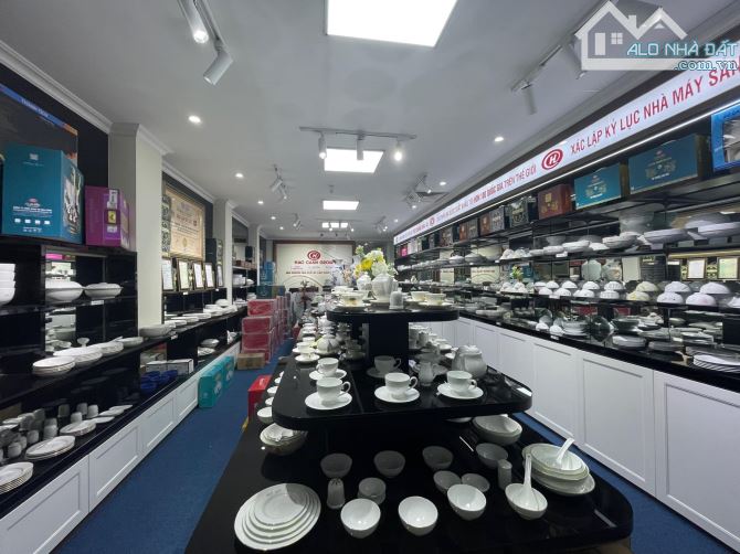 Nguyễn Thị Thập, Cầu Giấy, nhà mới, 8 tầng, thang máy, đường 8m, vỉa hè, gần 70m, 31 tỷ