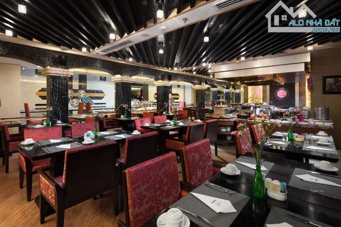 Bán khách sạn 5 sao phố Cổ Hoàn Kiếm Đẳng Cấp, Hầm, Kinh doanh đỉnh, DT 340m² Giá 331 tỷ