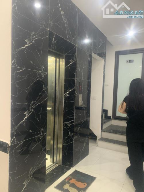 17,5tỷ dt 60m 8t 5m mt sở hữu nhà khâm thiên căn hộ dịch vụ 8 tầng thang máy full nội thất - 10