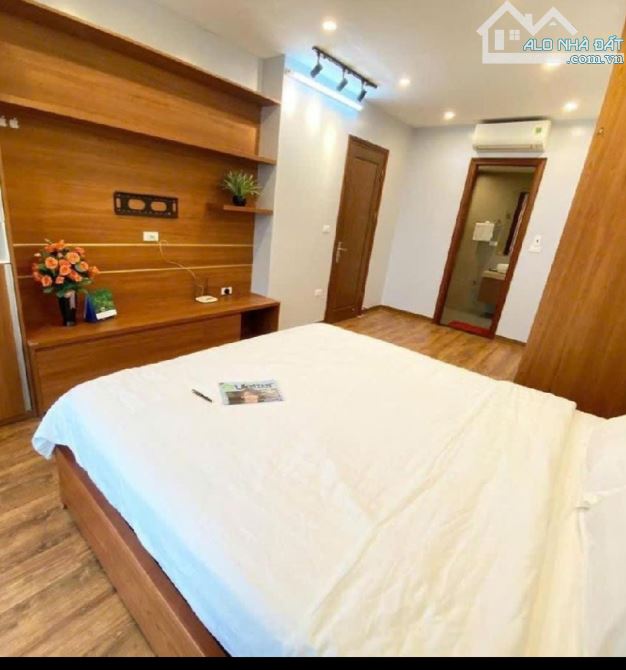 139.x Tỷ/ 205 M2 / 8 Tầng/ 7 Mt/ View Hồ tây/ đường 8m - 10