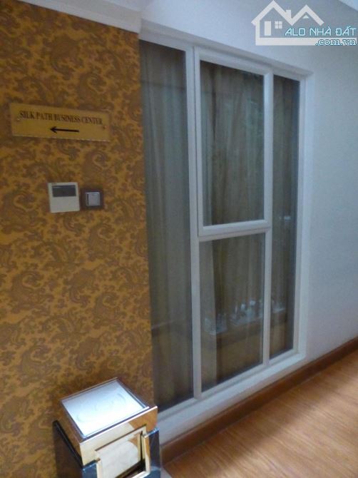 Bán khách sạn 5 sao phố Cổ Hoàn Kiếm Đẳng Cấp, Hầm, Kinh doanh đỉnh, DT 340m² Giá 331 tỷ