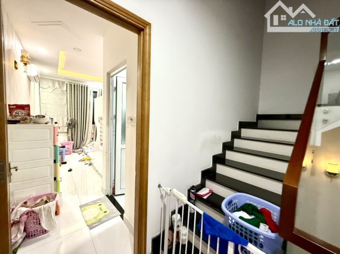 BÁN NHÀ 3 TẦNG - HẺM XH NGỦ NHÀ - TÂN THỚI NHẤT 1 - TTN, Q12 - GIÁ 5,7TỶ - 11