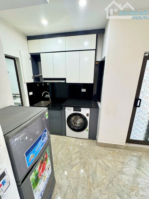 Cho Thuê CCMN 145 Chính Kinh Thanh Xuân 35m2 Studio Ban Công Cửa Sổ Giặt Riêng Thang Máy - 11