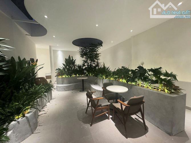 NHÀ ĐẸP NHƯ RESORT THIẾT KẾ CHUẨN 5 SAO . NGUYỄN HỮU CẢNH BÌNH THẠNH. - 1