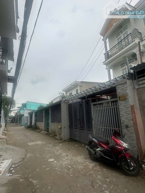 Bán 200m2 Đất, Huỳnh Tấn Phát, Nở hậu, 3 mặt tiền, Ngang 8m. Chỉ 10.x tỷ - 1