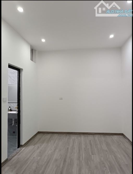 BÁN NHÀ ĐẸP ĐÔNG NGẠC - BẮC TỪ LIÊM | GIÁ CHỈ HƠN 5 TỶ!!! Diện tích 50m2 – nhà 2 tầng - 1