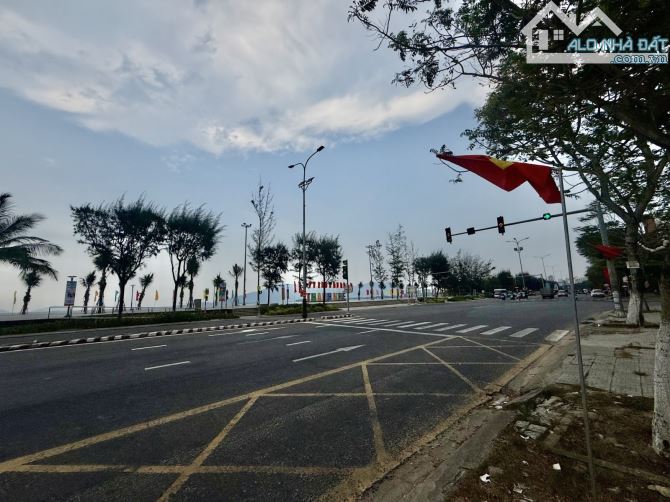 📌 🔥 SIÊU PHẨM MẶT TIỀN NGUYỄN TẤT THÀNH – VIEW BIỂN TRỰC DIỆN – VỈA HÈ 10M - 1
