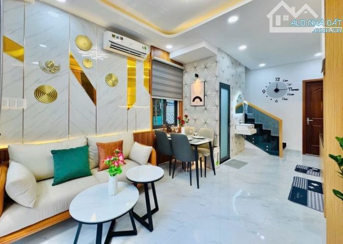 GIẢM CHÀO 200tr - HXH quay đầu - 40m2 - NỘI THẤT SANG XỊN –nhỉnh 5 tỷ - 1