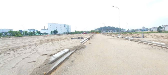 Bán đất Đa Cấu 2 . Nam Sơn . dt 87,7m . mt 5m . hướng ĐN . giá 3ty650 - 1