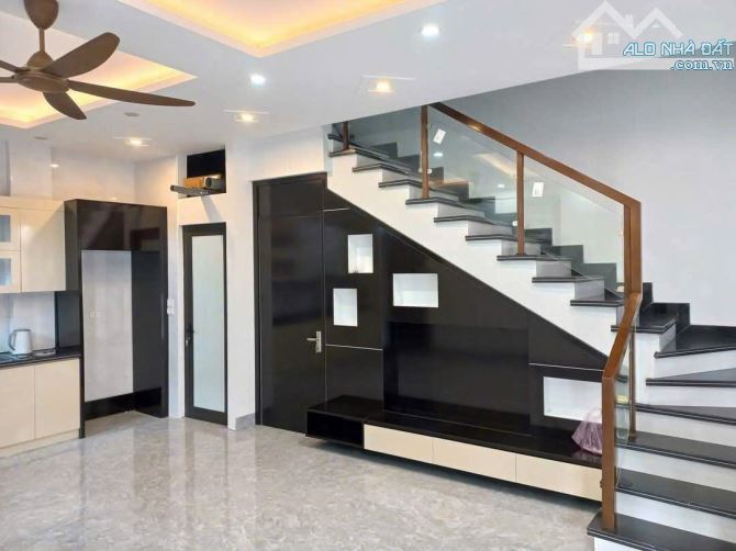 Nhà đẹp lô góc. nguyên khê đông anh, giá cực mềm, nhanh tay thì còn - 1